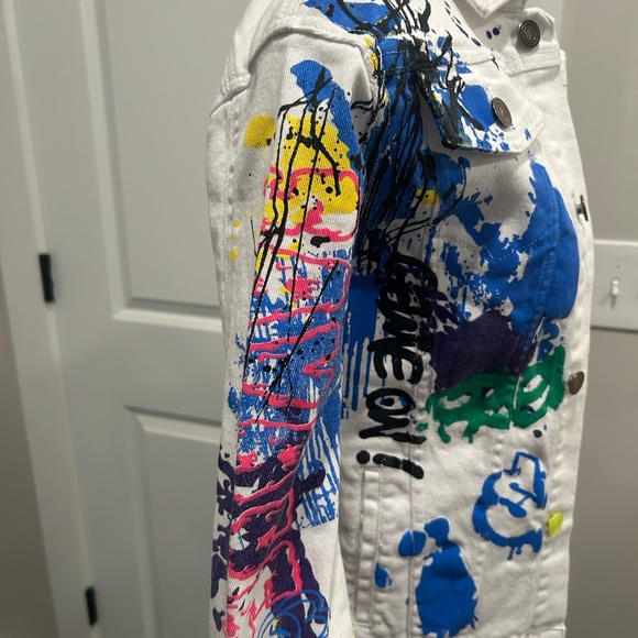 Girls Sacred Crown Graffiti Jean Jacket Size Medium (10-12) NWOT - Picture 8 of 9